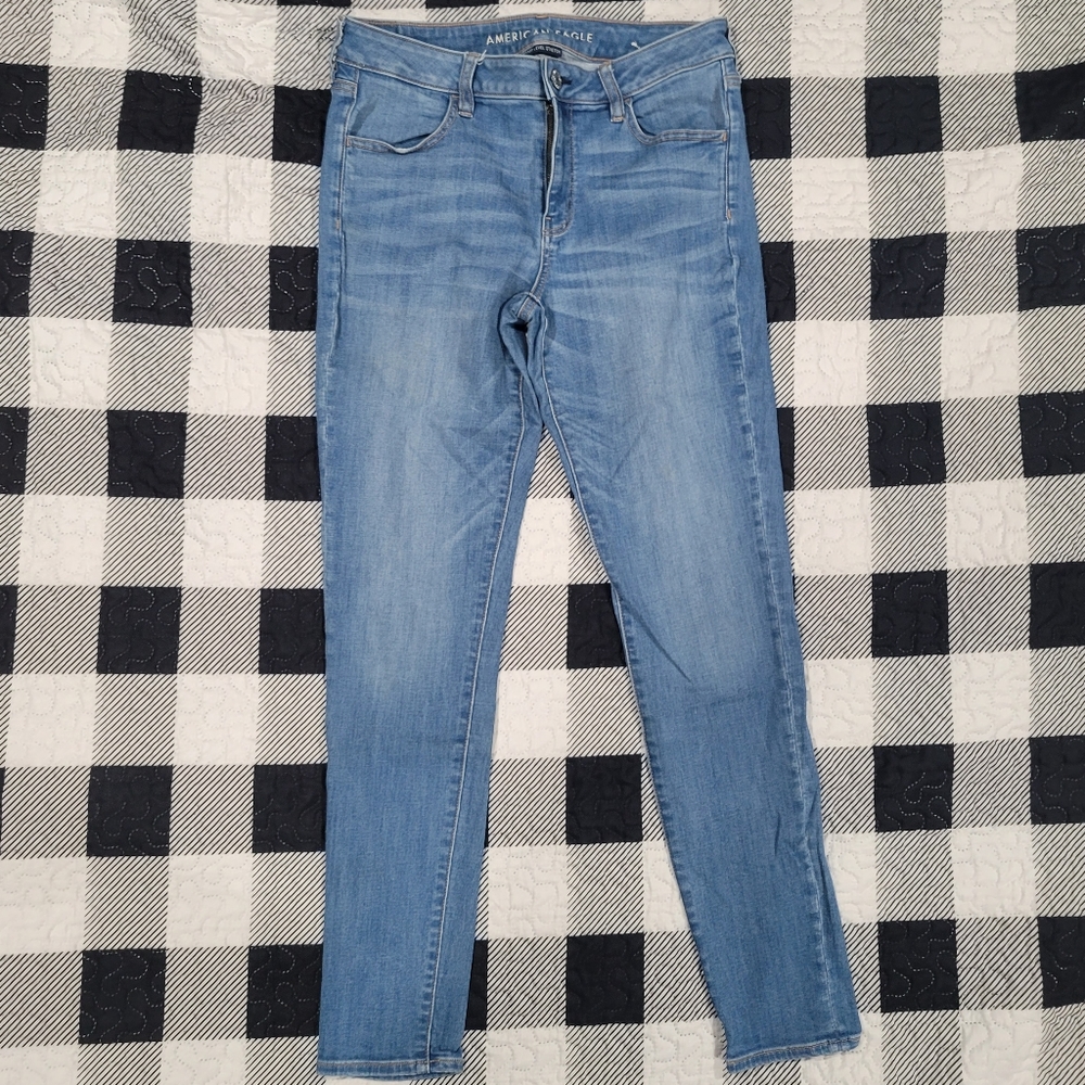 Women's American Eagle Jean's,  size 12 Long, Jegging,  New Condition
